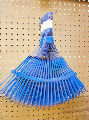 RAKE STEEL 22T WITH STICK - 660731305906