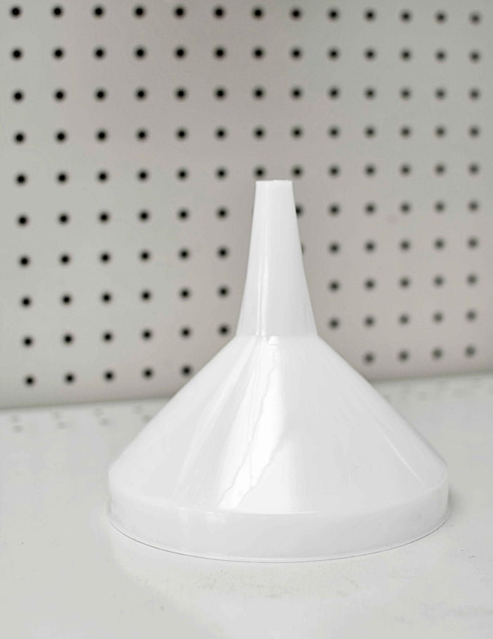 PLASTIC FUNNEL 6.50" - 811642009876